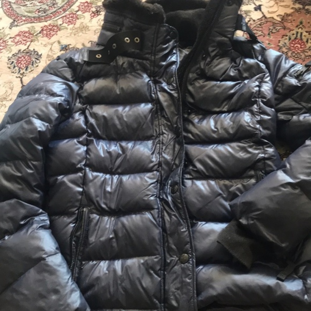 SAM. Dark Blue Puffer w/ Black Fur Hood XS!!